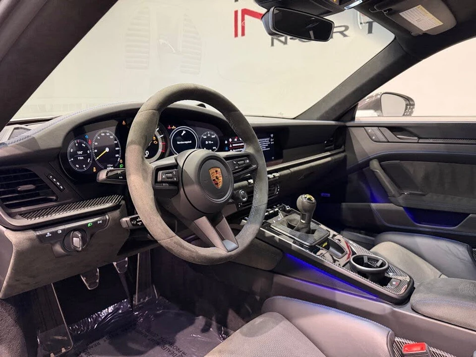 2022 Porsche 992 GT3 - Image 17 of 31