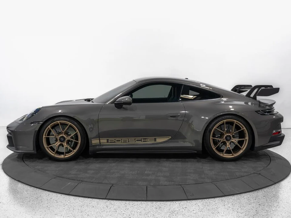 2022 Porsche 992 GT3 - Image 4 of 31
