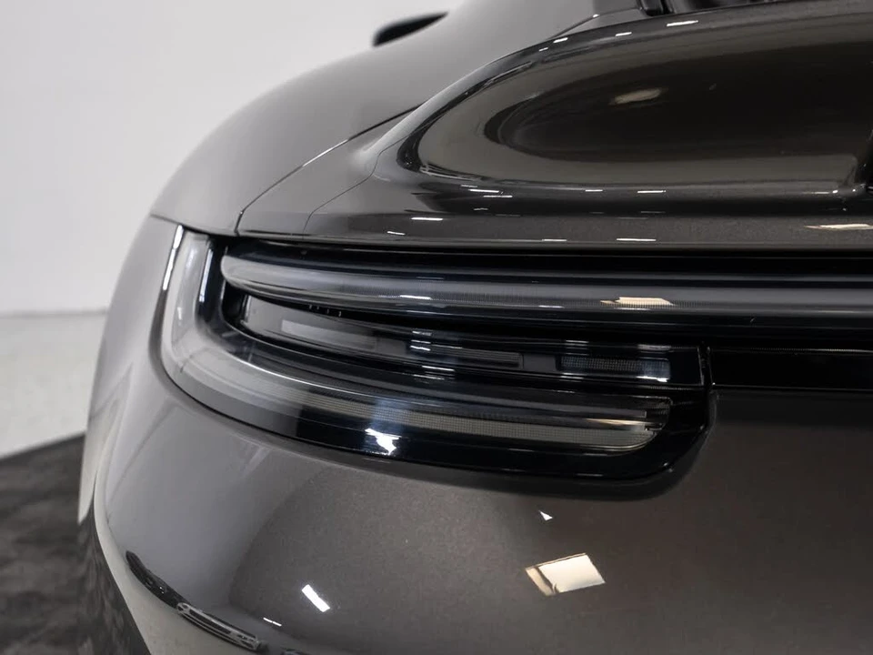 2022 Porsche 992 GT3 - Image 23 of 31