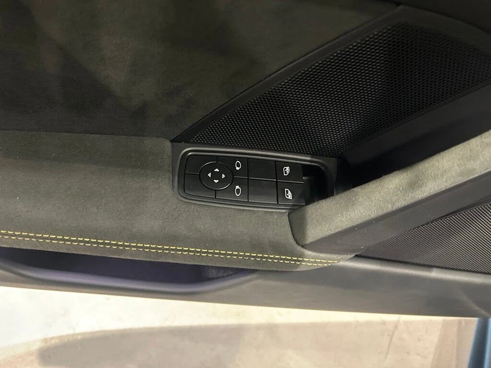 2022 Porsche 992 GT3 - Image 13 of 25