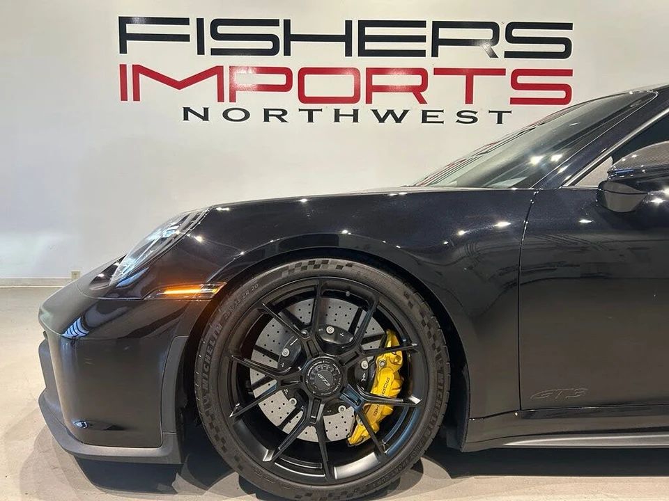 2022 Porsche 992 GT3 - Image 3 of 25