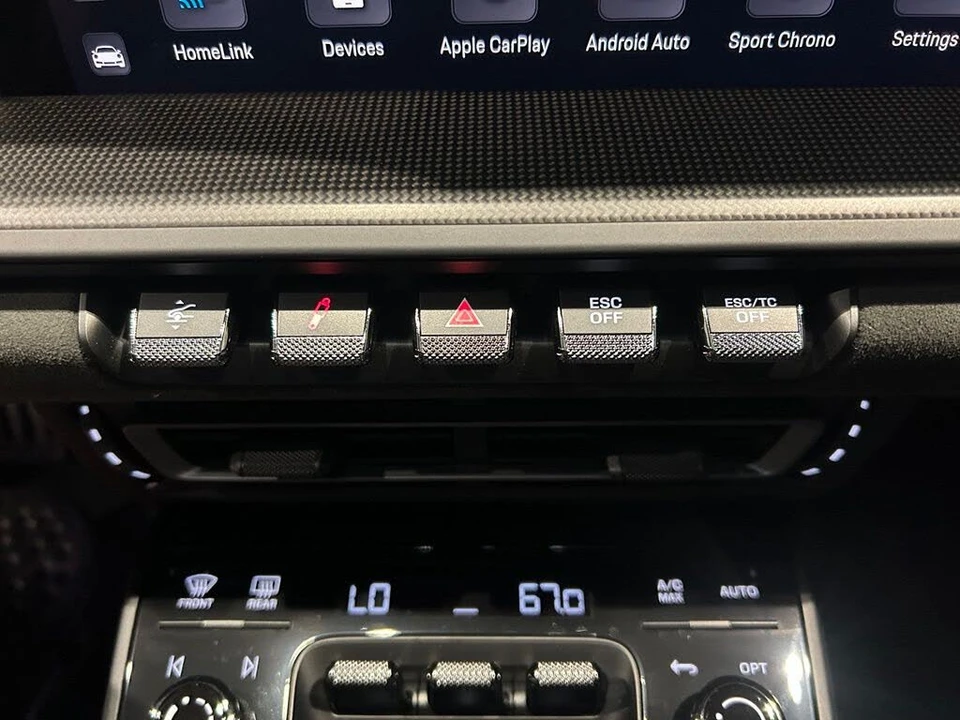 2022 Porsche 992 GT3 - Image 20 of 25