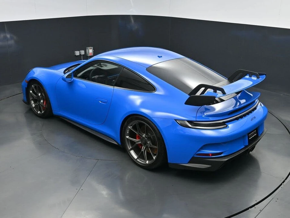 2022 Porsche 992 GT3 - Image 17 of 31
