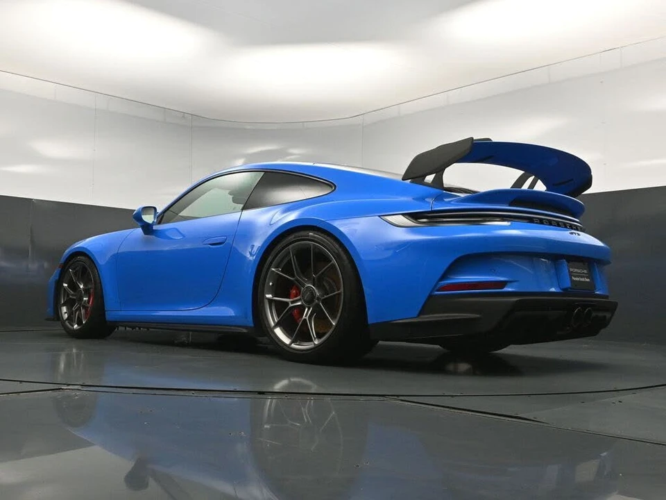 2022 Porsche 992 GT3 - Image 25 of 31