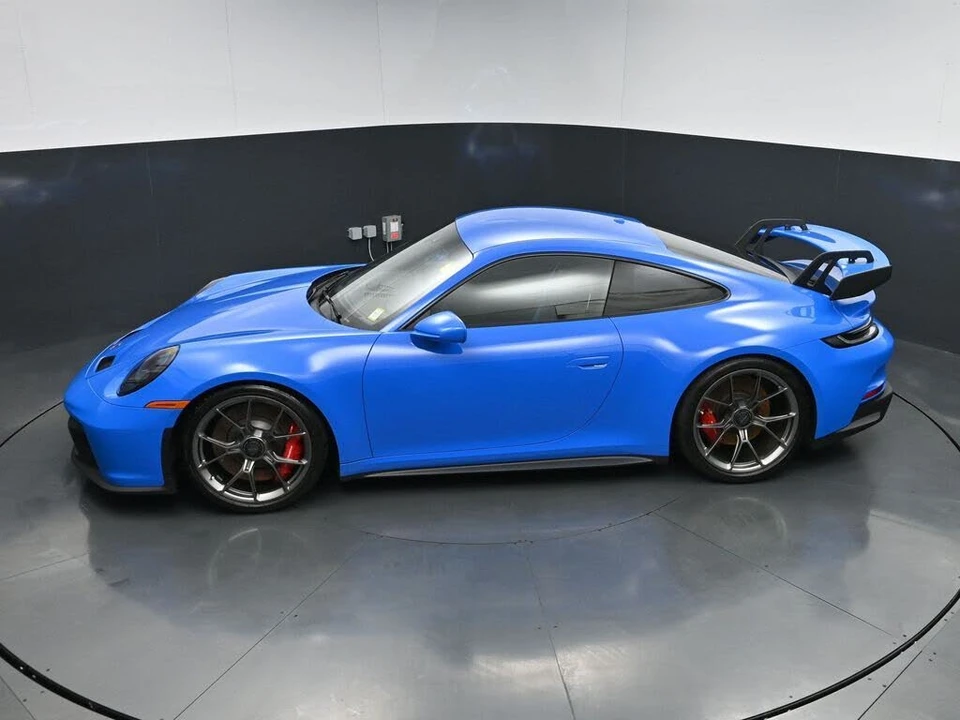 2022 Porsche 992 GT3 - Image 16 of 31