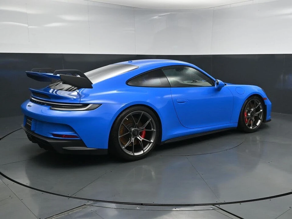 2022 Porsche 992 GT3 - Image 11 of 31