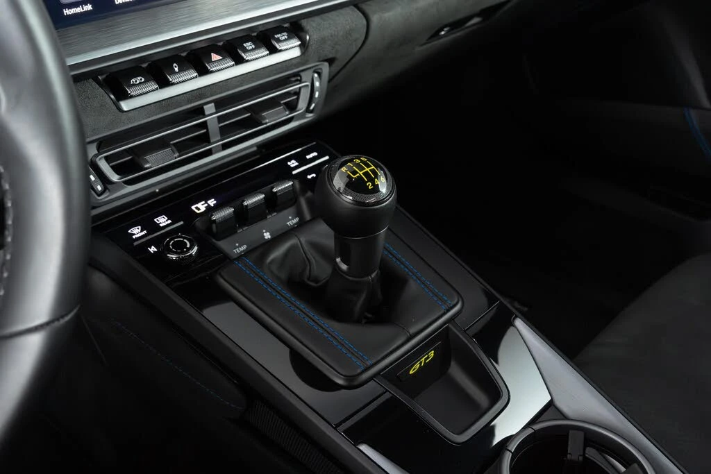 2022 Porsche 992 GT3 - Image 6 of 31