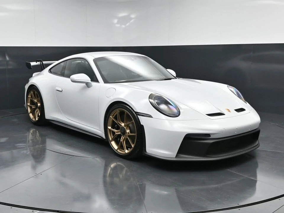 2022 Porsche 992 GT3 - Image 11 of 31
