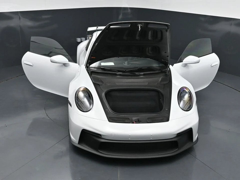 2022 Porsche 992 GT3 - Image 29 of 31