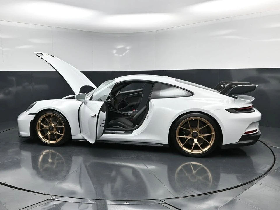 2022 Porsche 992 GT3 - Image 31 of 31