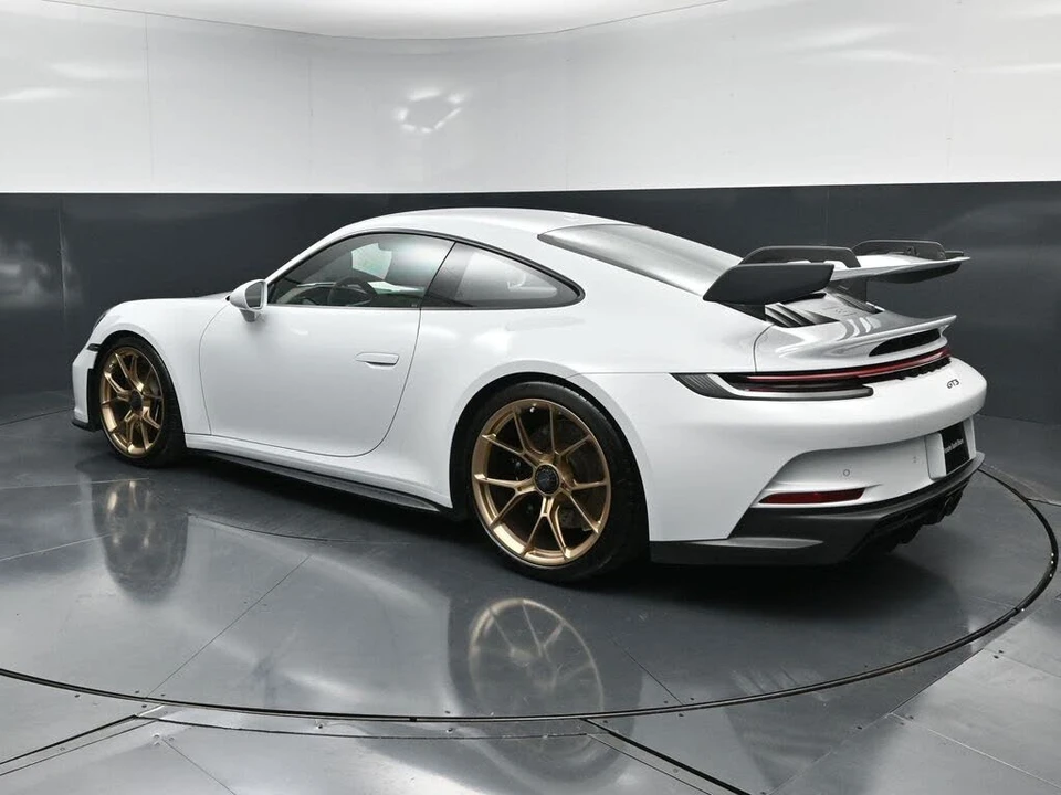 2022 Porsche 992 GT3 - Image 3 of 31