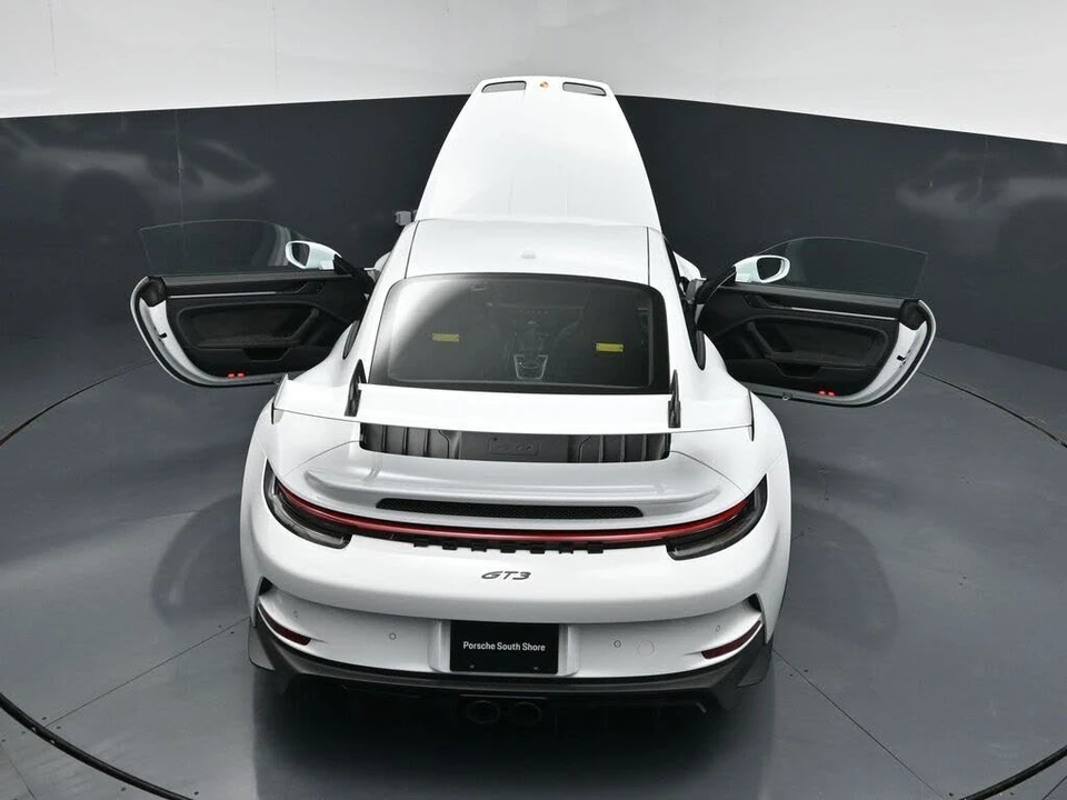 2022 Porsche 992 GT3 - Image 30 of 31
