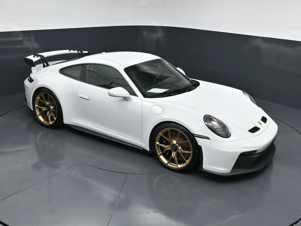 2022 Porsche 992 GT3 - Image 19 of 31