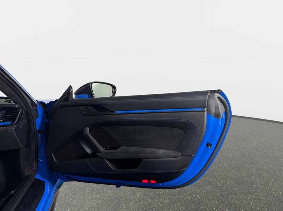 2022 Porsche 992 GT3 - Image 25 of 31