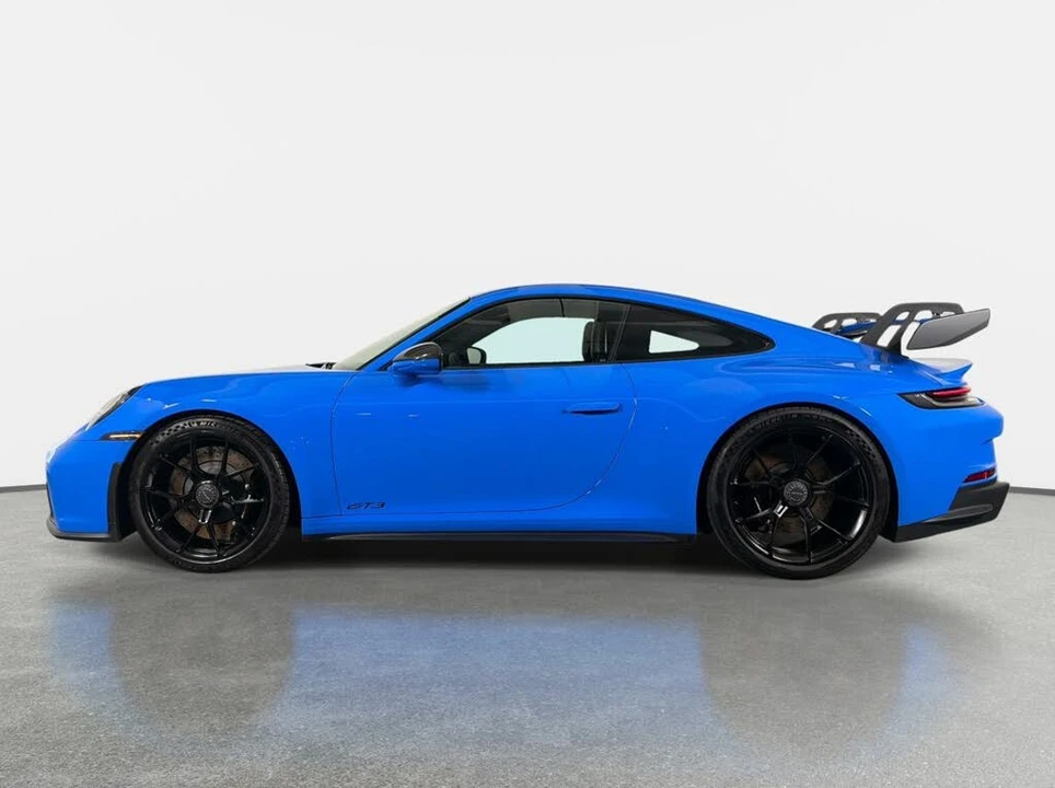 2022 Porsche 992 GT3 - Image 13 of 31