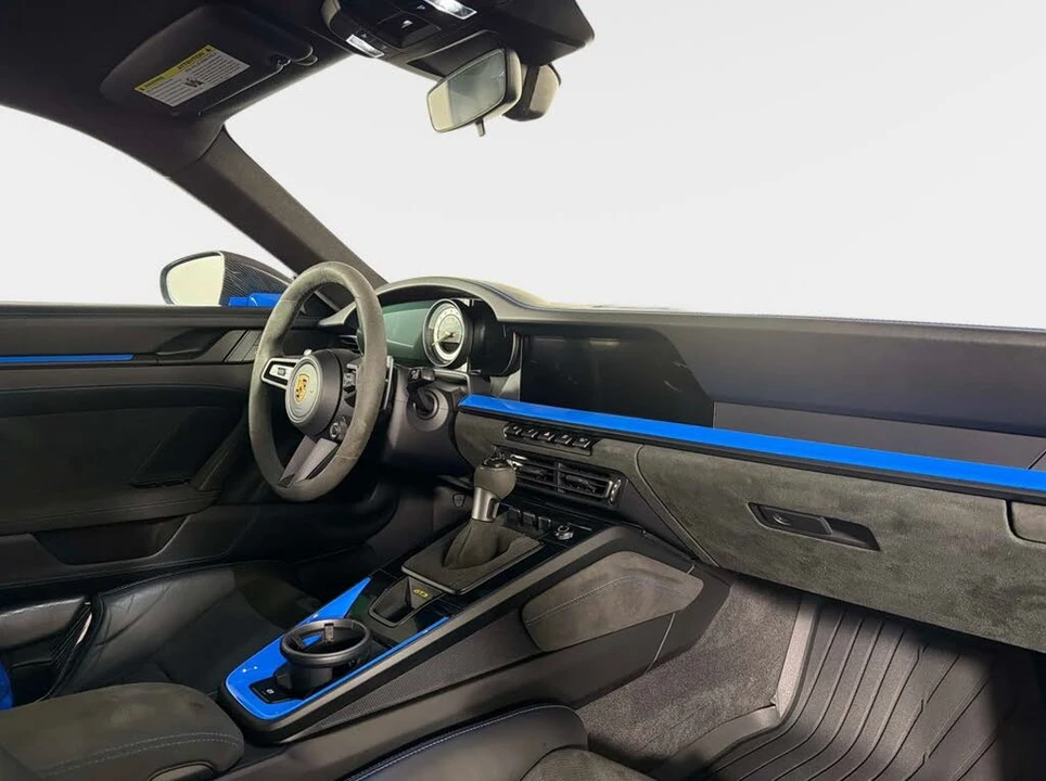 2022 Porsche 992 GT3 - Image 29 of 31