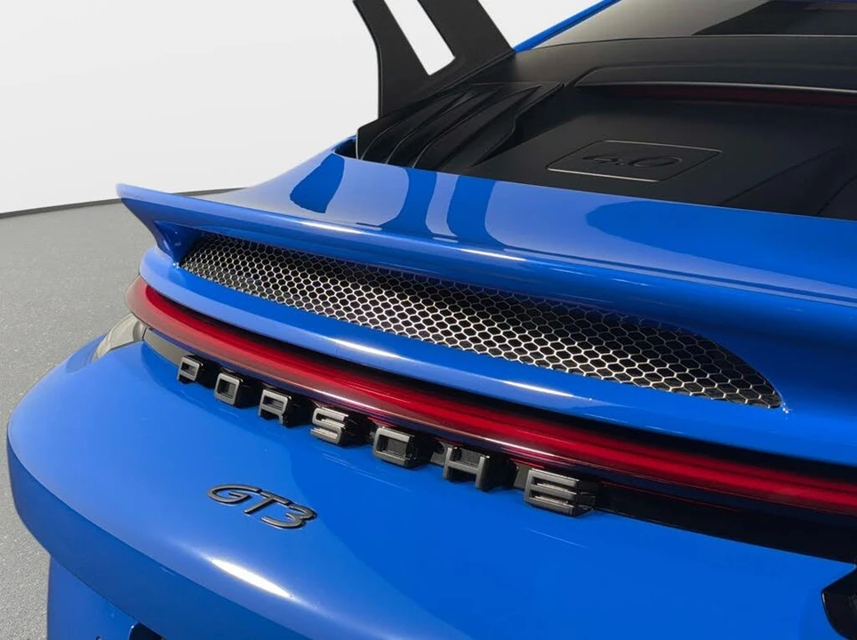 2022 Porsche 992 GT3 - Image 24 of 31