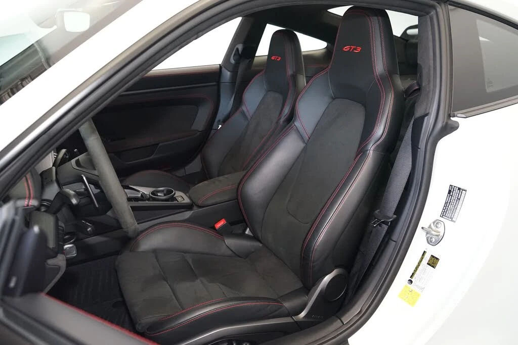 2022 Porsche 992 GT3 - Image 10 of 31