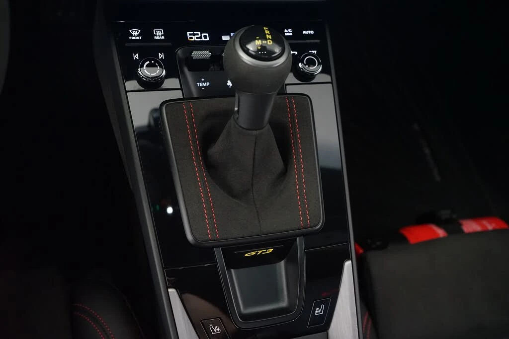 2022 Porsche 992 GT3 - Image 18 of 31