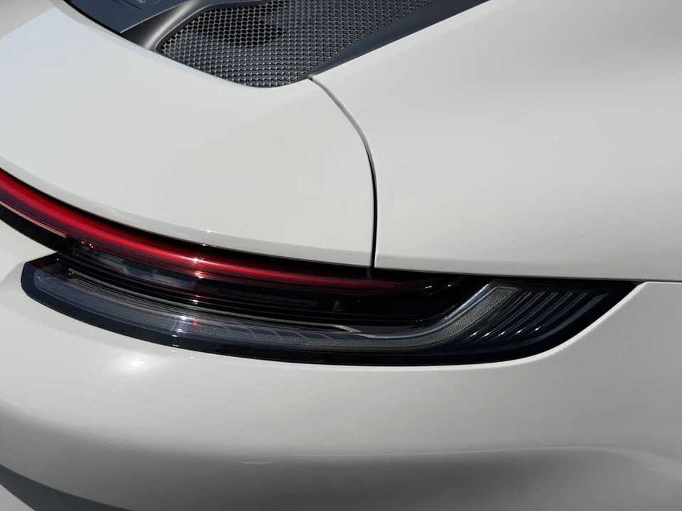 2022 Porsche 992 GT3 - Image 14 of 31