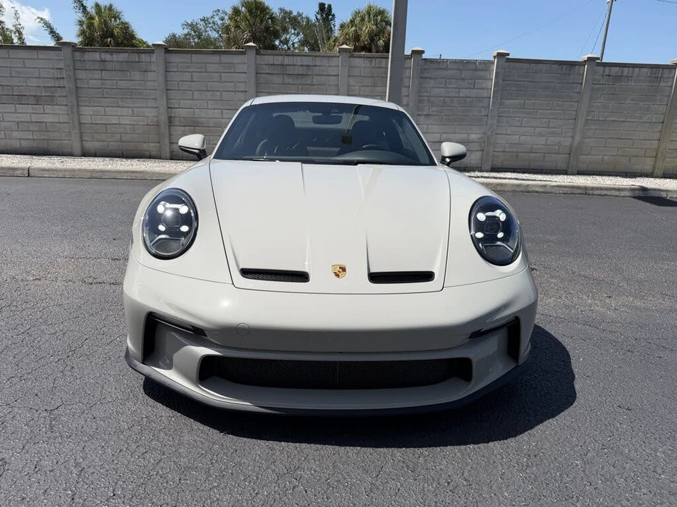 2022 Porsche 992 GT3 - Image 11 of 31