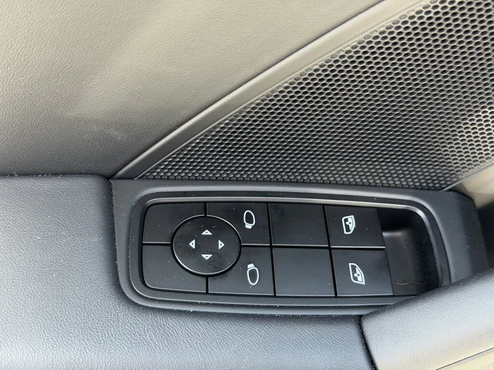 2022 Porsche 992 GT3 - Image 21 of 31