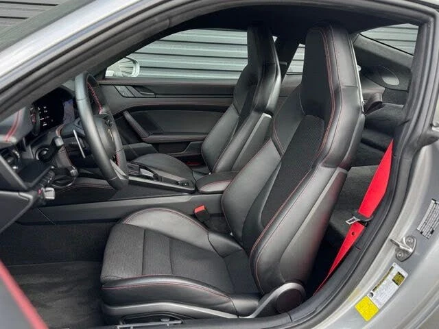 2022 Porsche 992 GT3 - Image 5 of 31
