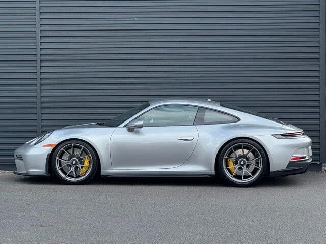 2022 Porsche 992 GT3 - Image 2 of 31