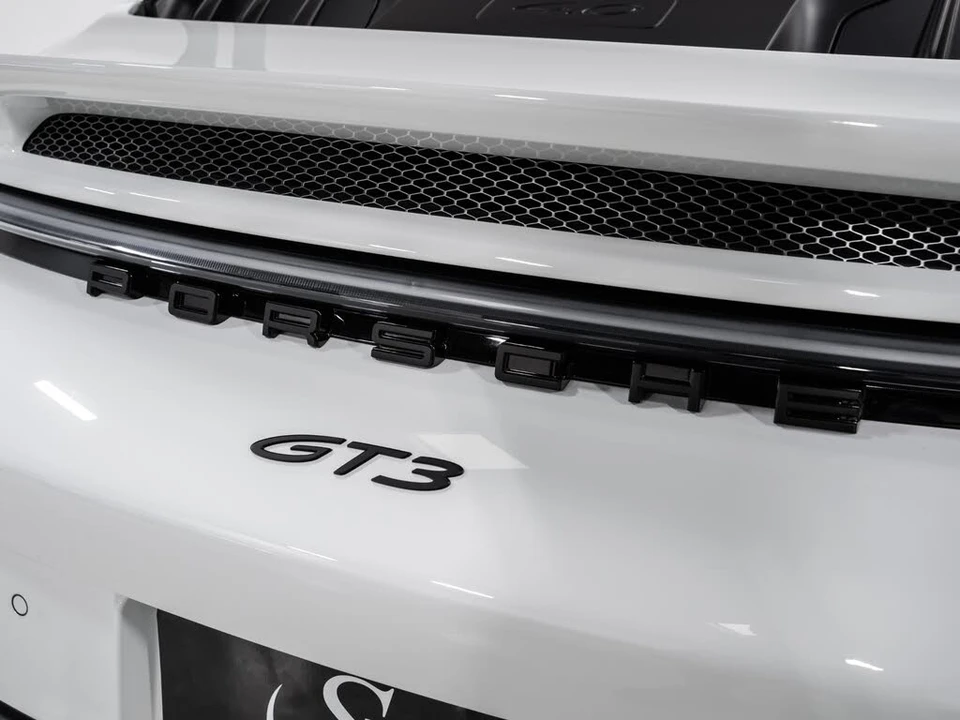 2022 Porsche 992 GT3 - Image 25 of 31
