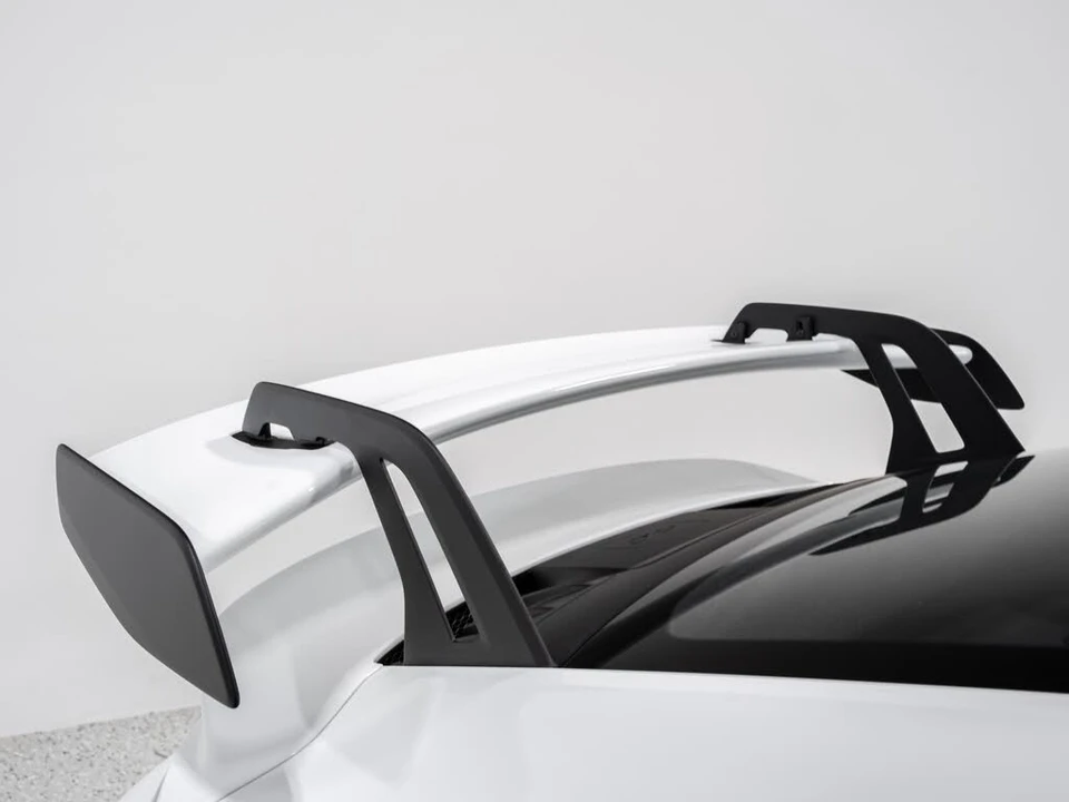 2022 Porsche 992 GT3 - Image 22 of 31