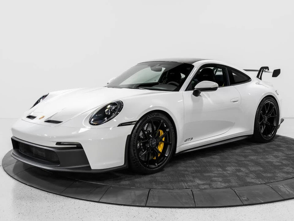 2022 Porsche 992 GT3 - Image 2 of 31