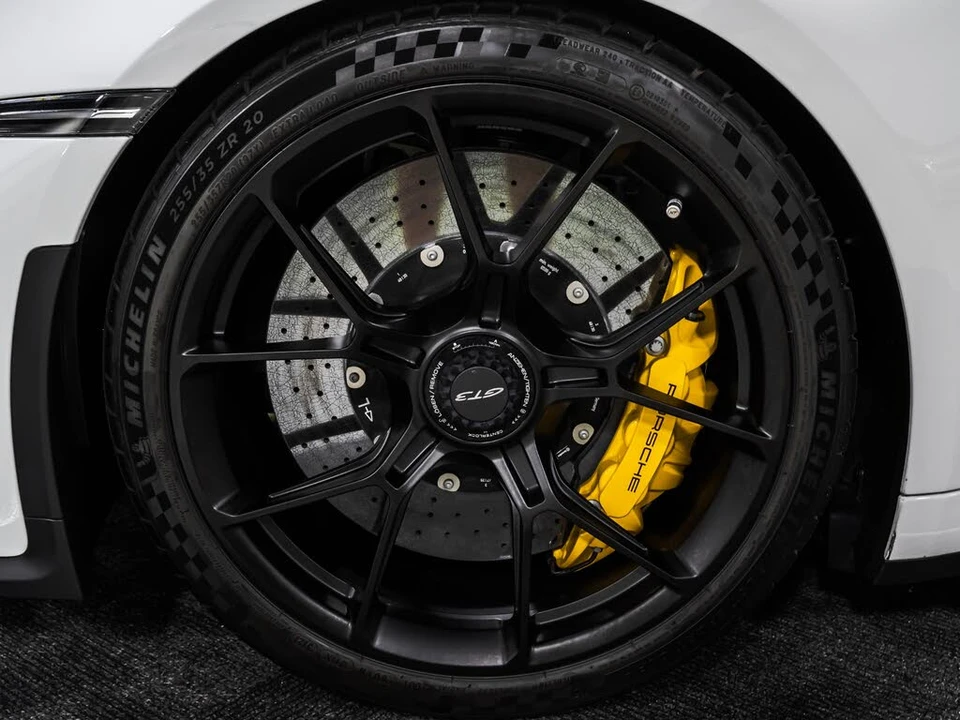 2022 Porsche 992 GT3 - Image 28 of 31
