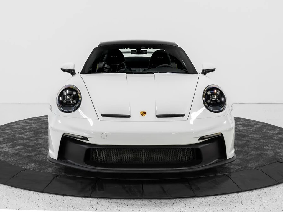 2022 Porsche 992 GT3 - Image 13 of 31