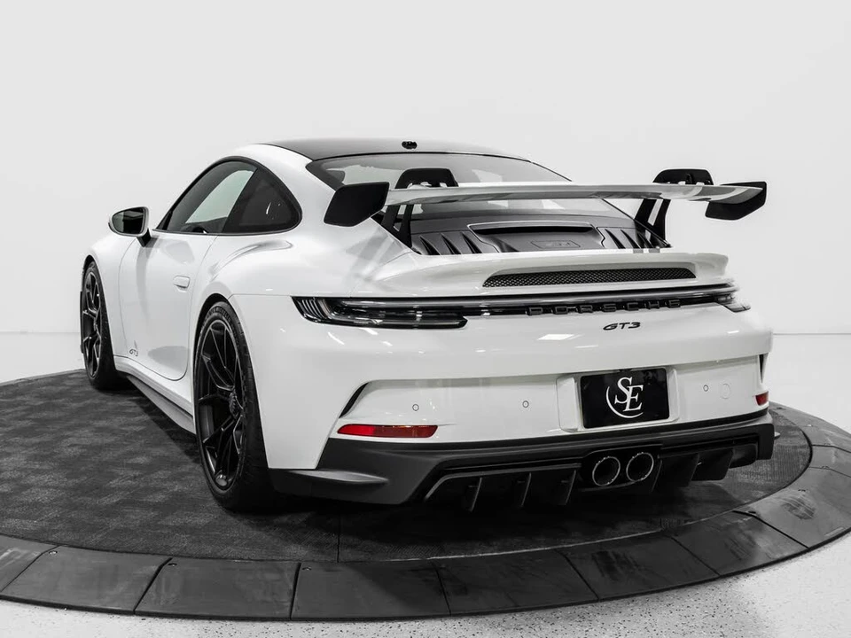 2022 Porsche 992 GT3 - Image 6 of 31