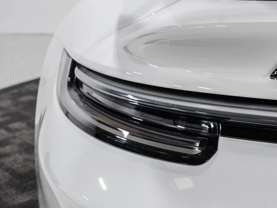 2022 Porsche 992 GT3 - Image 24 of 31