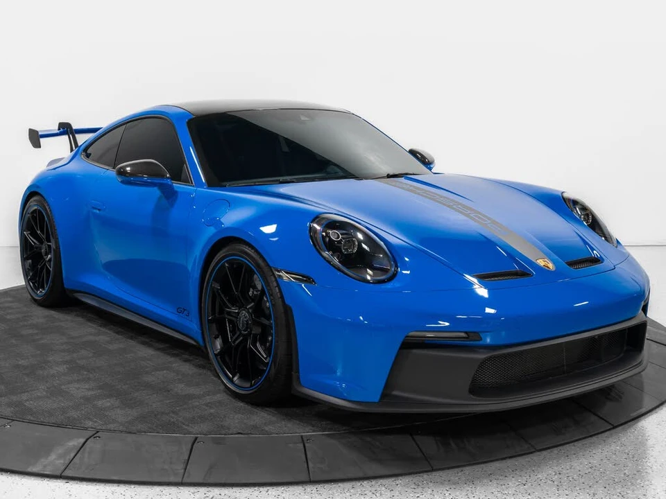 2022 Porsche 992 GT3 - Image 11 of 31