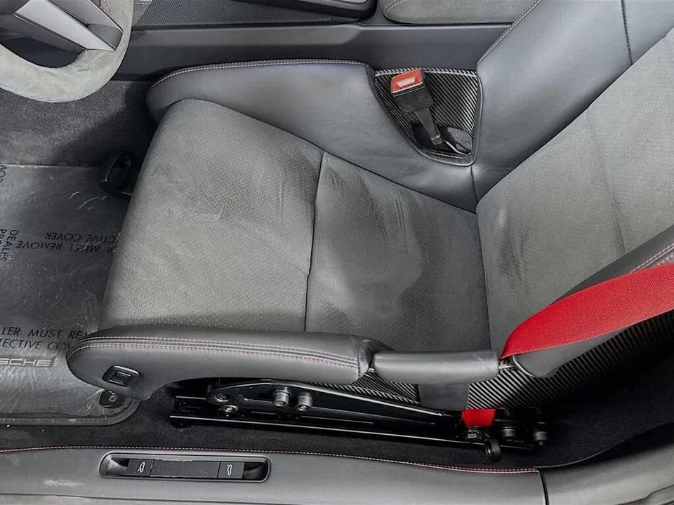 2022 Porsche 992 GT3 - Image 16 of 31