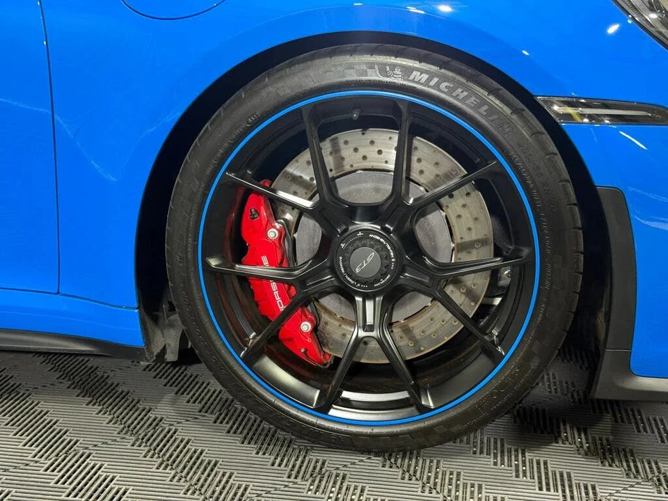 2022 Porsche 992 GT3 - Image 13 of 28