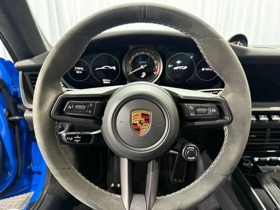 2022 Porsche 992 GT3 - Image 26 of 28