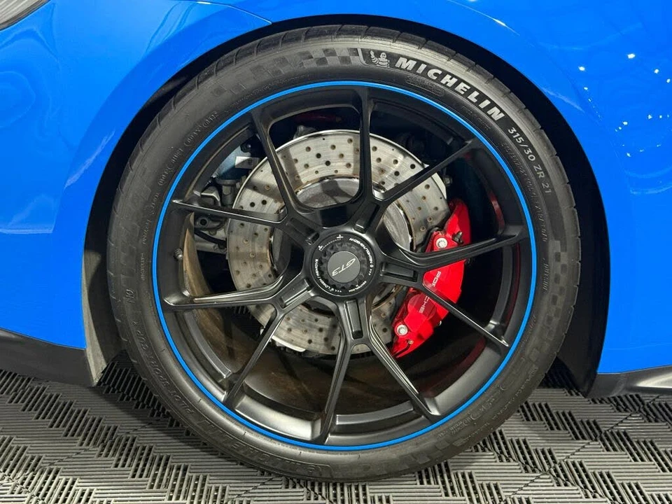 2022 Porsche 992 GT3 - Image 14 of 28
