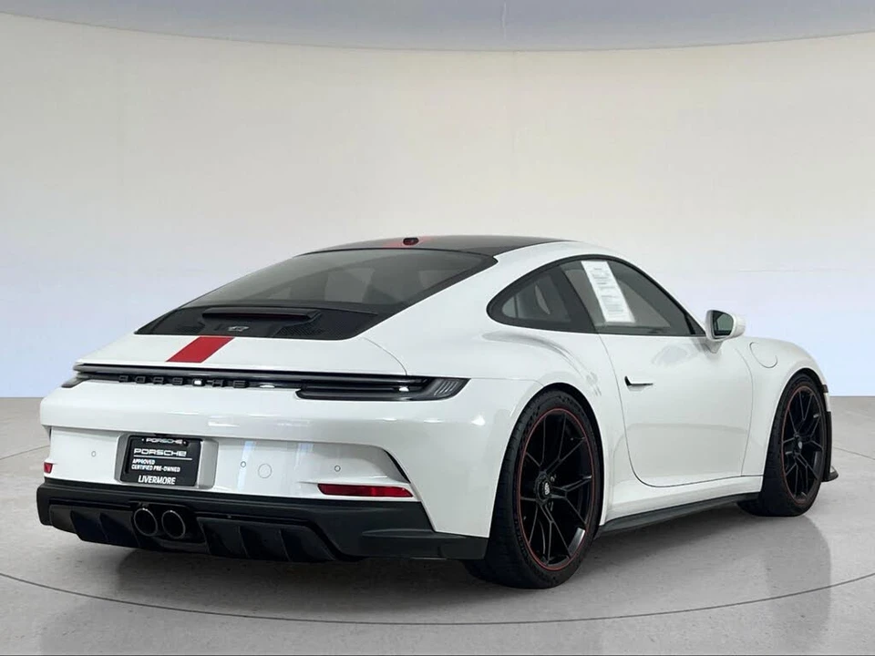 2022 Porsche 992 GT3 - Image 7 of 28
