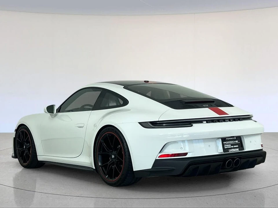 2022 Porsche 992 GT3 - Image 3 of 28