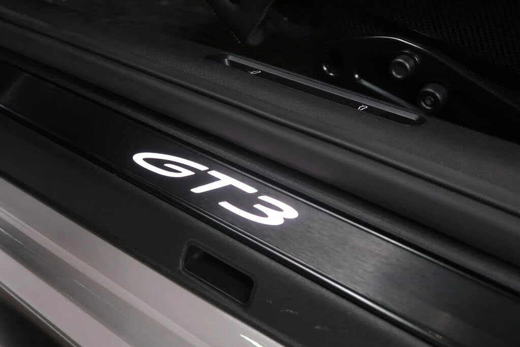 2022 Porsche 992 GT3 - Image 24 of 31