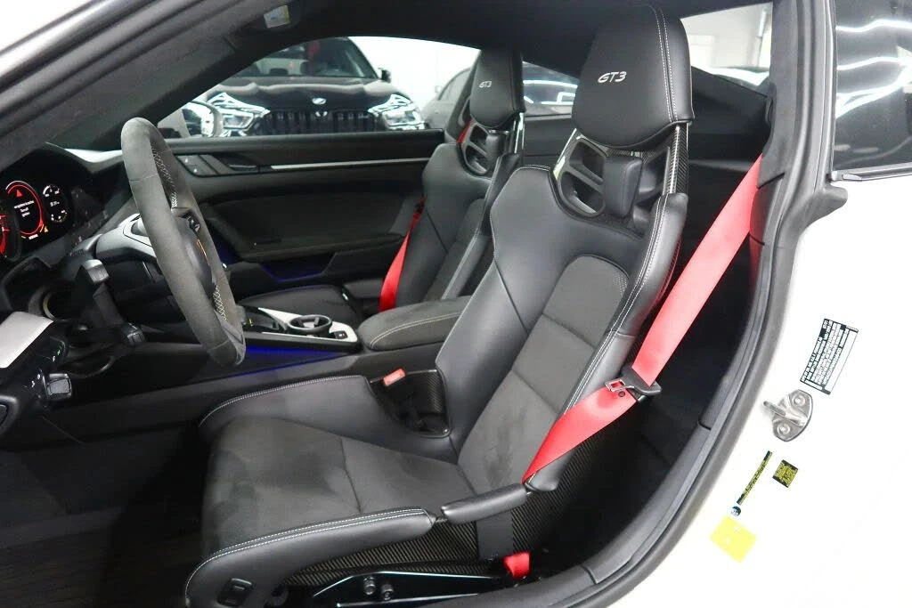 2022 Porsche 992 GT3 - Image 29 of 31