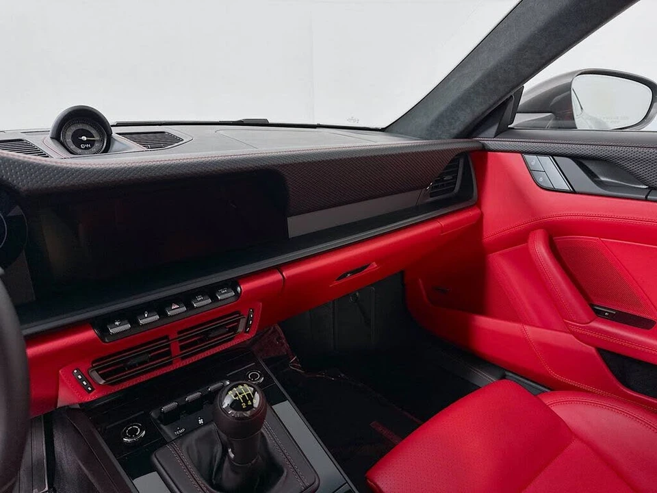 2022 Porsche 992 GT3 - Image 16 of 19