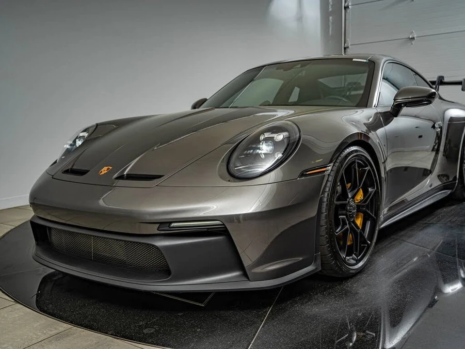 2022 Porsche 992 GT3 - Image 17 of 31