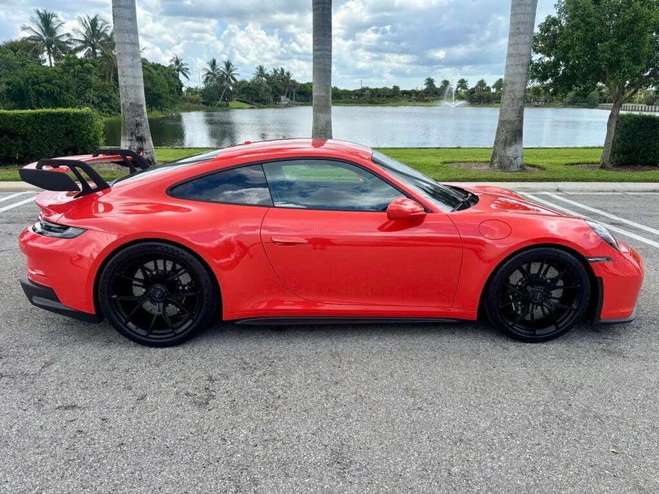 2022 Porsche 992 GT3 - Image 5 of 26