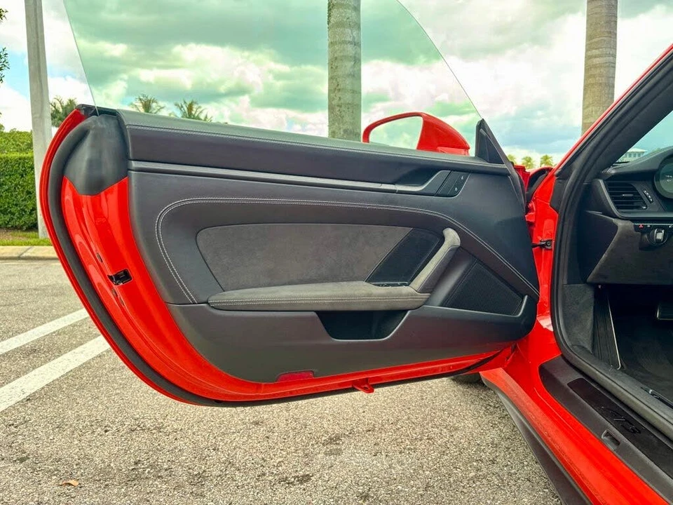 2022 Porsche 992 GT3 - Image 17 of 26