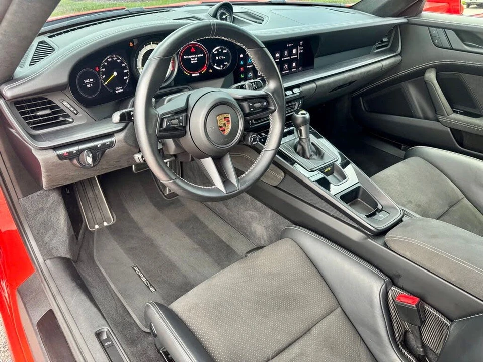 2022 Porsche 992 GT3 - Image 18 of 26