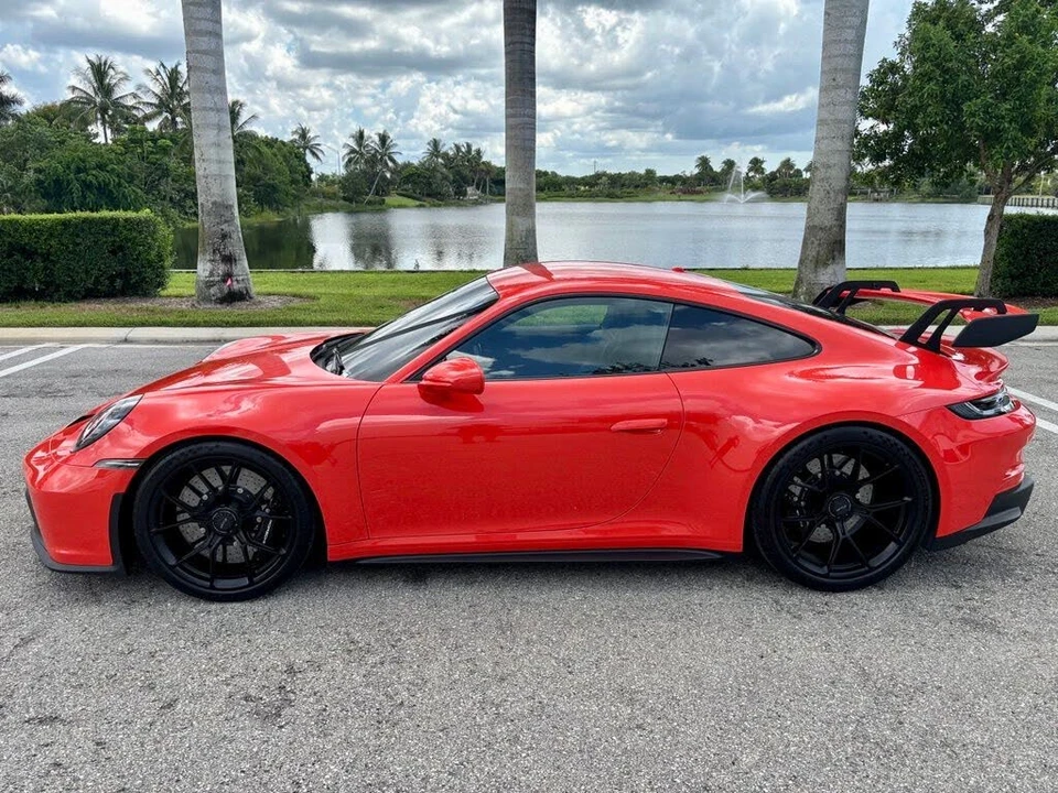 2022 Porsche 992 GT3 - Image 10 of 26